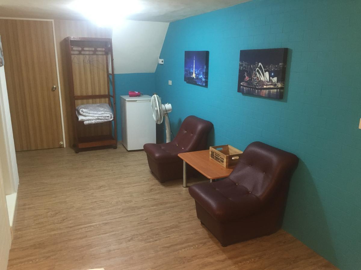 Traveler Station Otel Kaohsiung Dış mekan fotoğraf