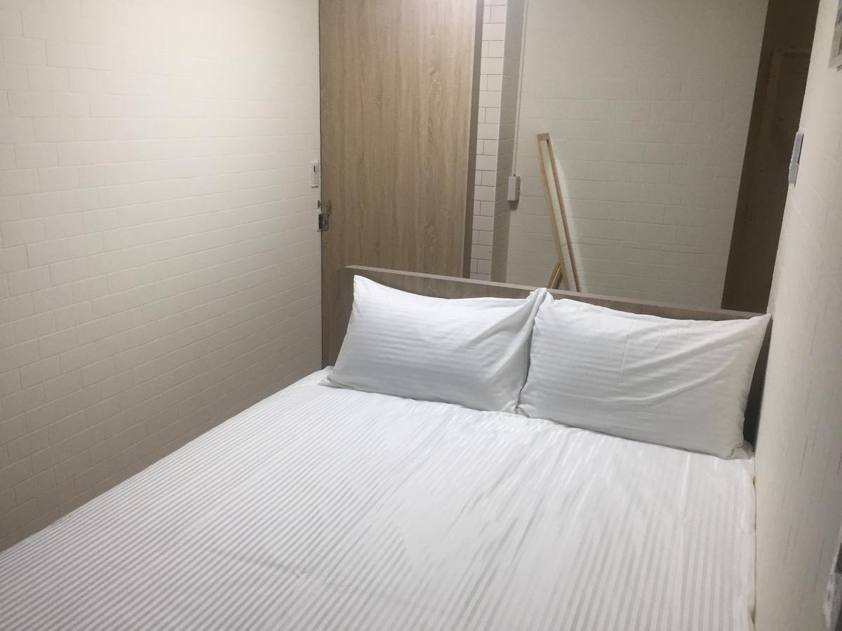 Traveler Station Otel Kaohsiung Dış mekan fotoğraf