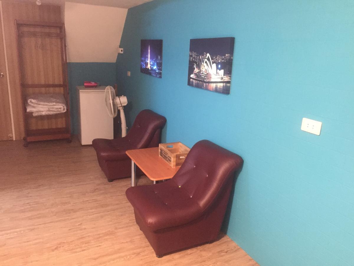 Traveler Station Otel Kaohsiung Dış mekan fotoğraf