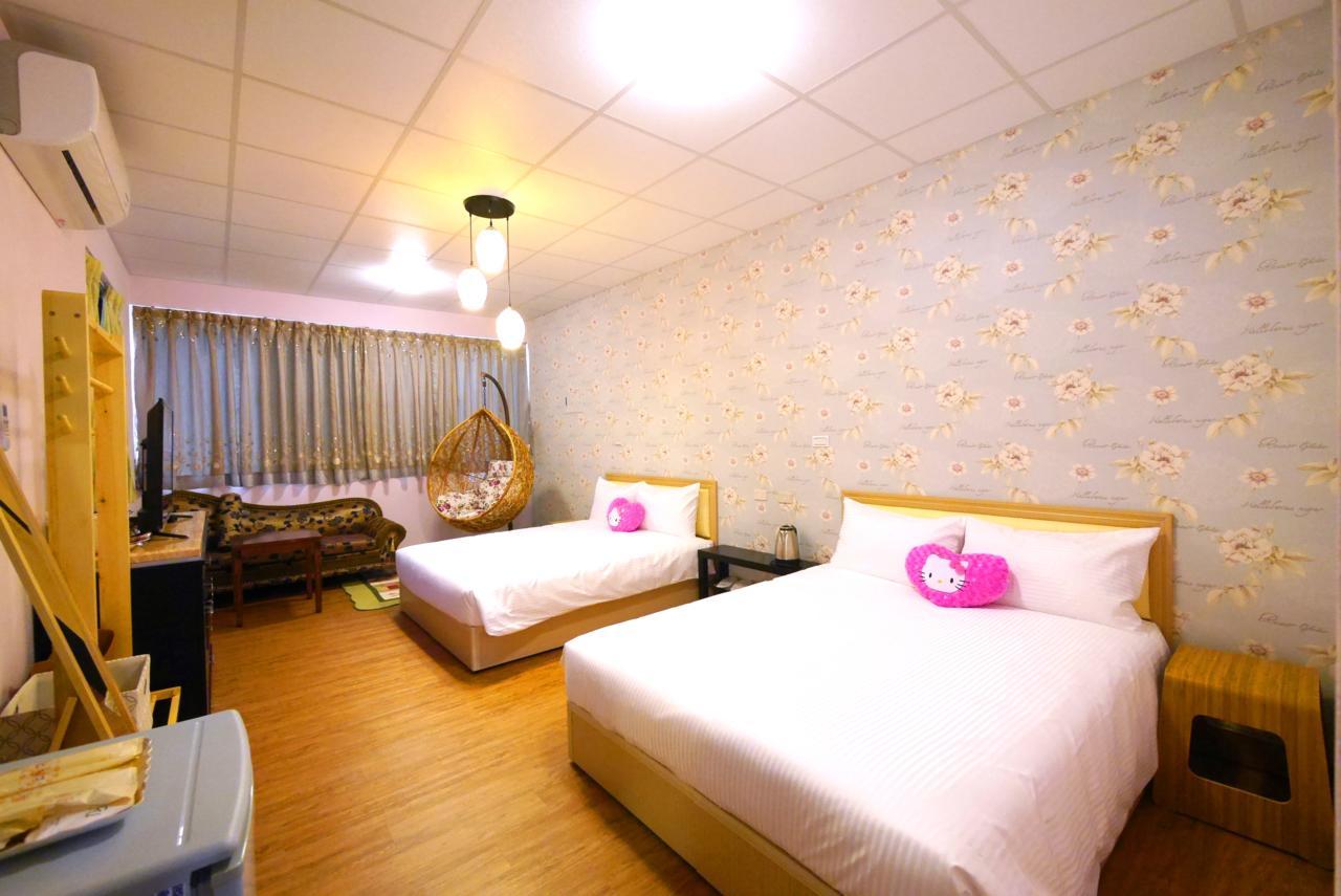 Traveler Station Otel Kaohsiung Dış mekan fotoğraf
