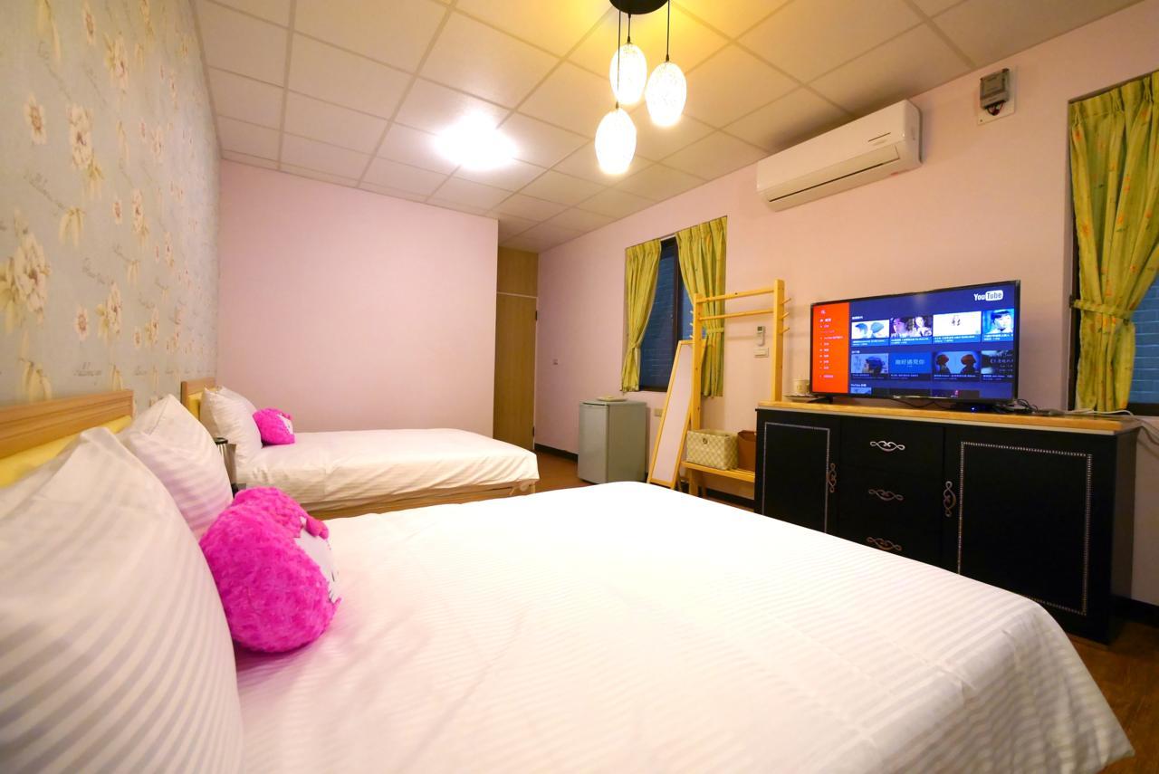 Traveler Station Otel Kaohsiung Dış mekan fotoğraf