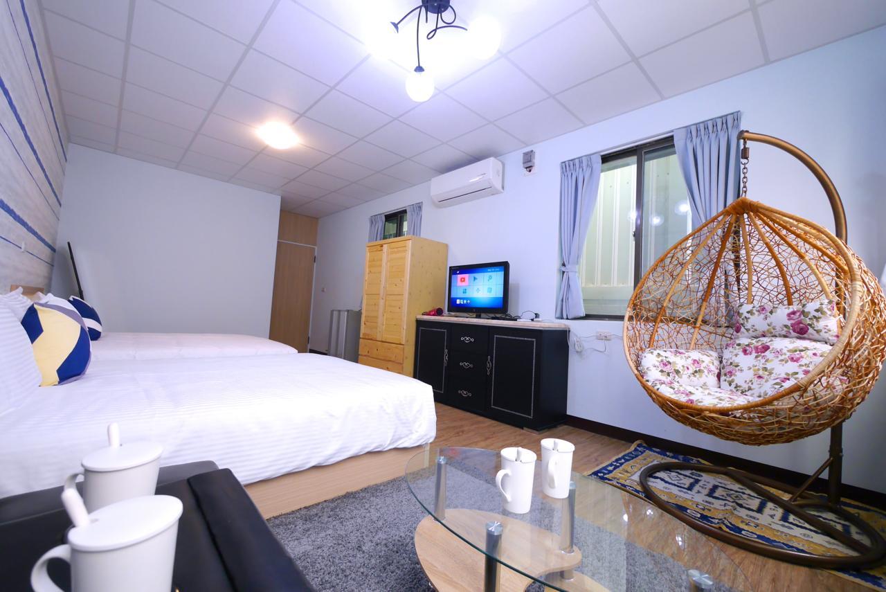 Traveler Station Otel Kaohsiung Dış mekan fotoğraf