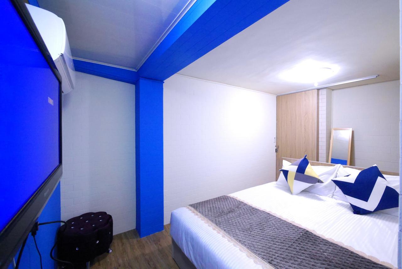 Traveler Station Otel Kaohsiung Dış mekan fotoğraf